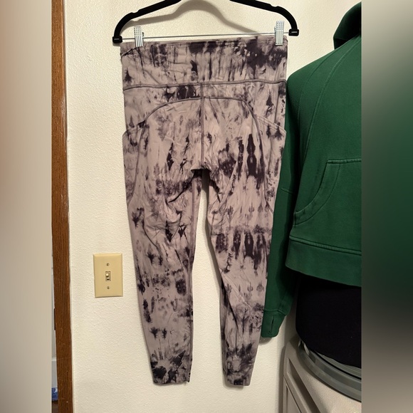 Lululemon Fast and Free Tight II 25" - Picture 3 of 4